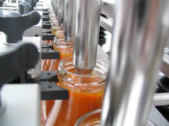 BREITNER Verpackungsmaschinen-Lösungen für die heiße Abfüllung